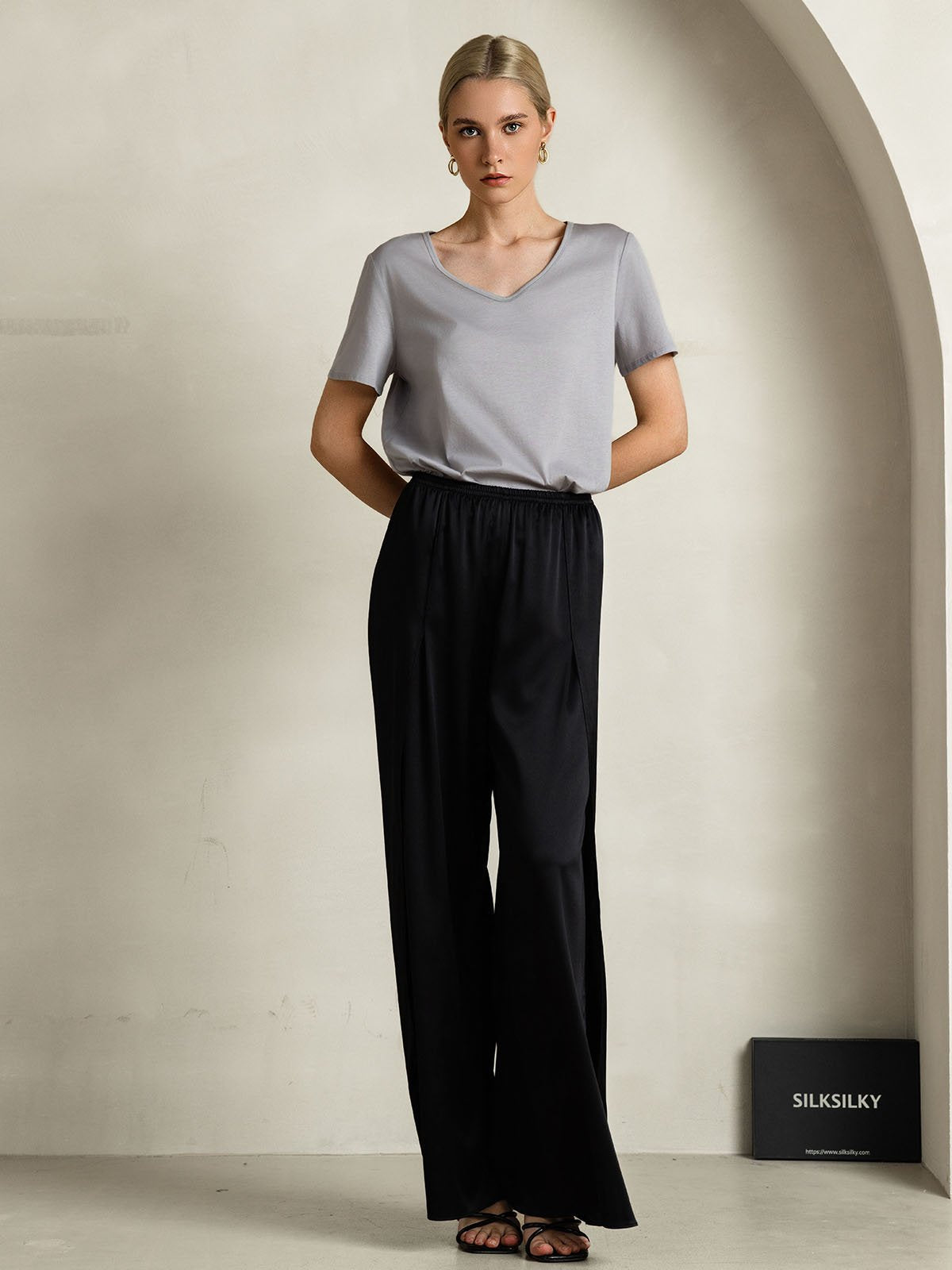 Silk Blend V-neck Women's T-Shirt