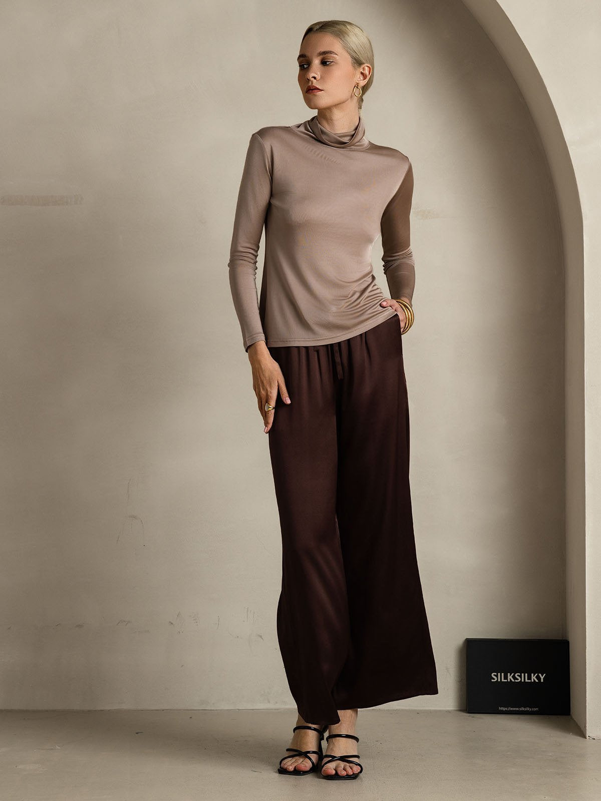 Silk Blend High Neck Long-Sleeved T-Shirt
