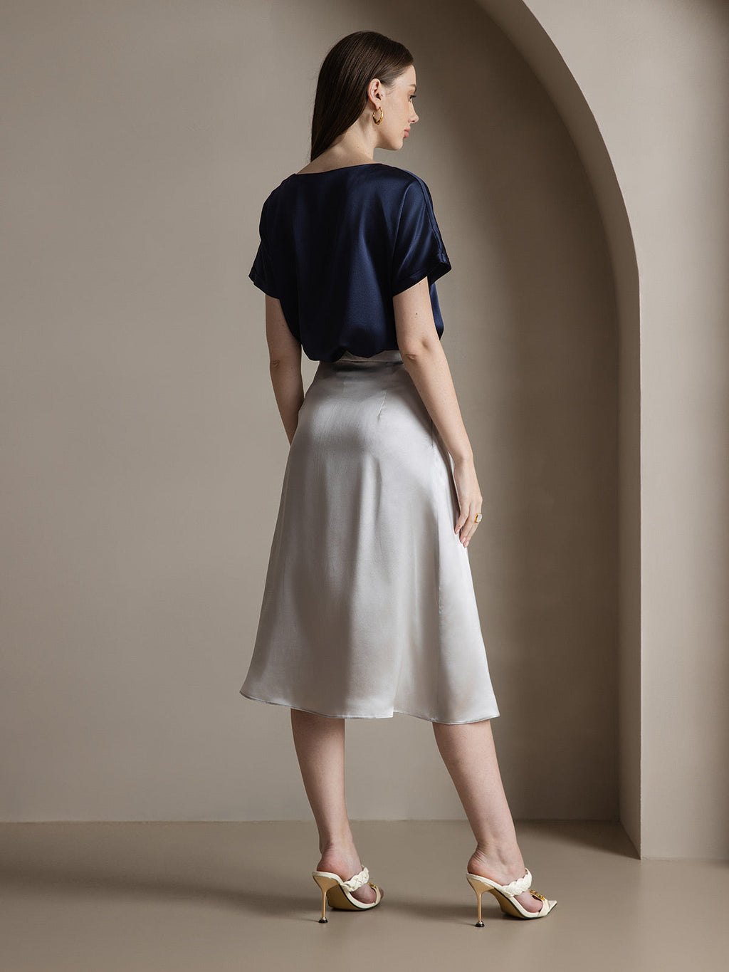 19Momme Silk A Line Long Slit Skirt with Zipper Design