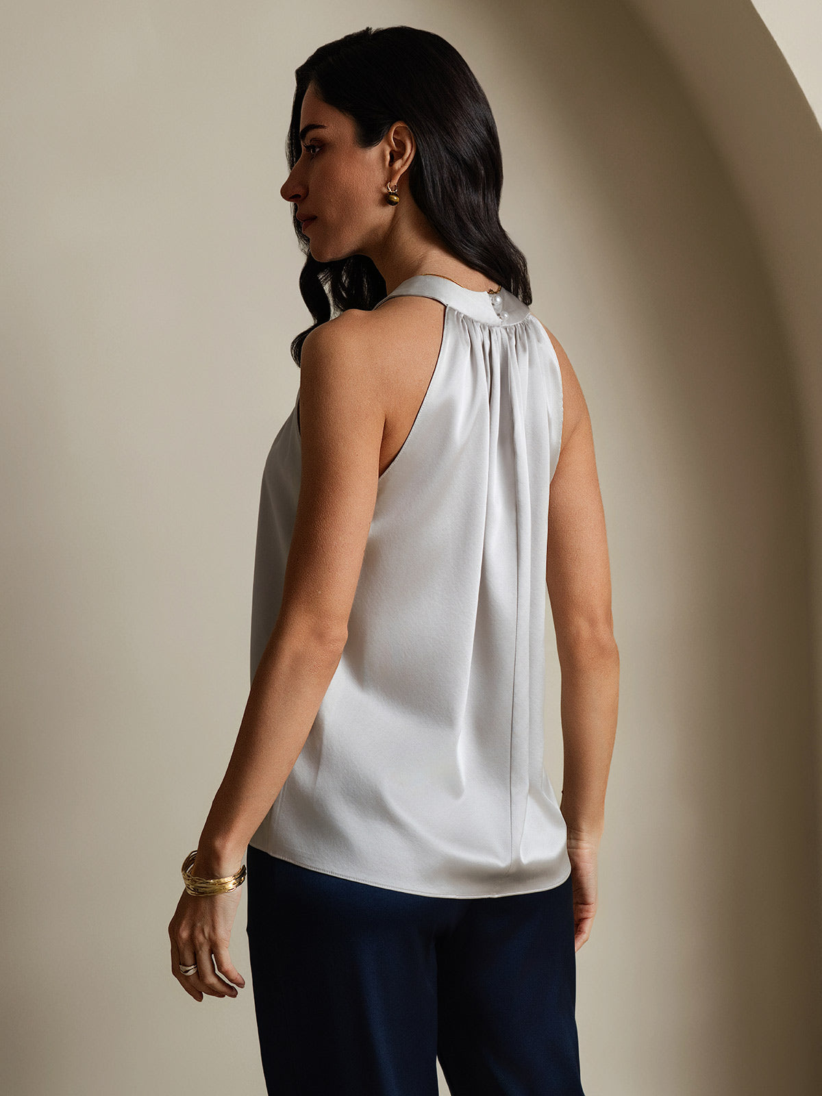 19Momme Silk Relaxed Sleeveless Halter Top
