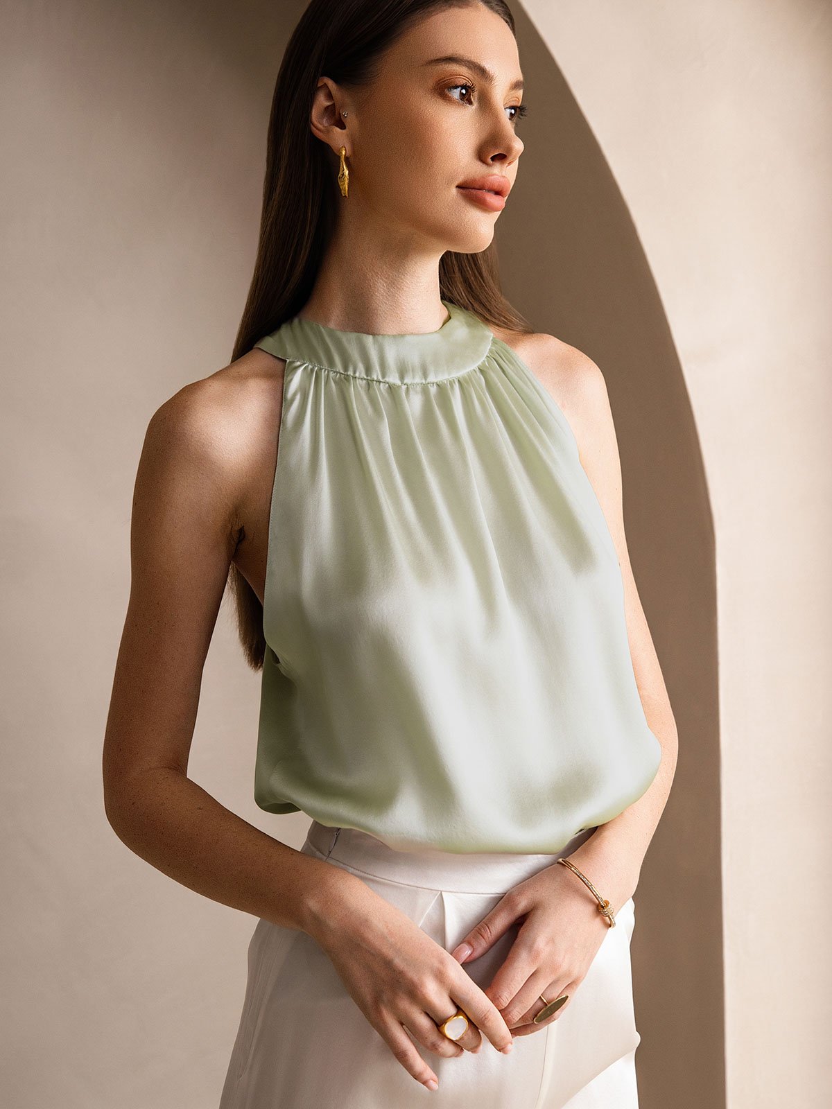 19Momme Silk Relaxed Sleeveless Halter Top