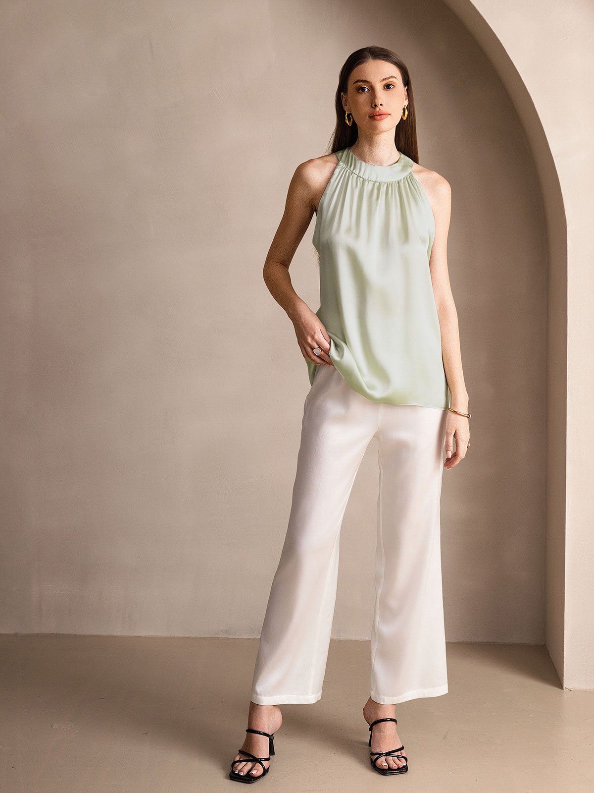 19Momme Silk Relaxed Sleeveless Halter Top