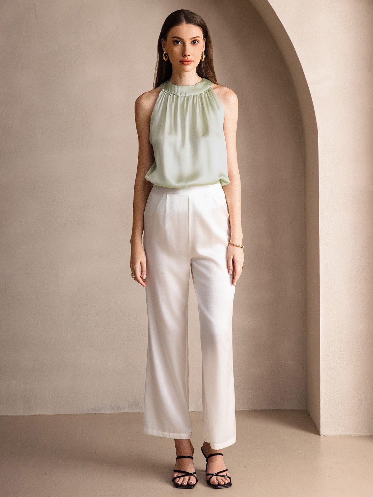 19Momme Silk Relaxed Sleeveless Halter Top