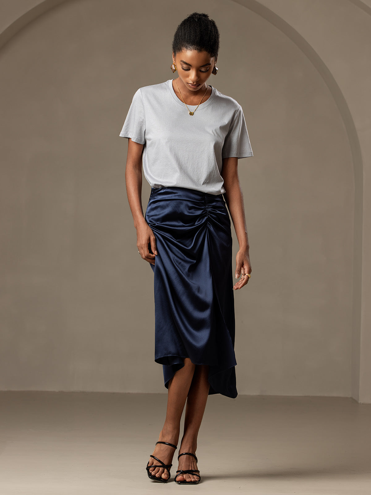 Silk Knitted Basic Round Neck T-Shirt