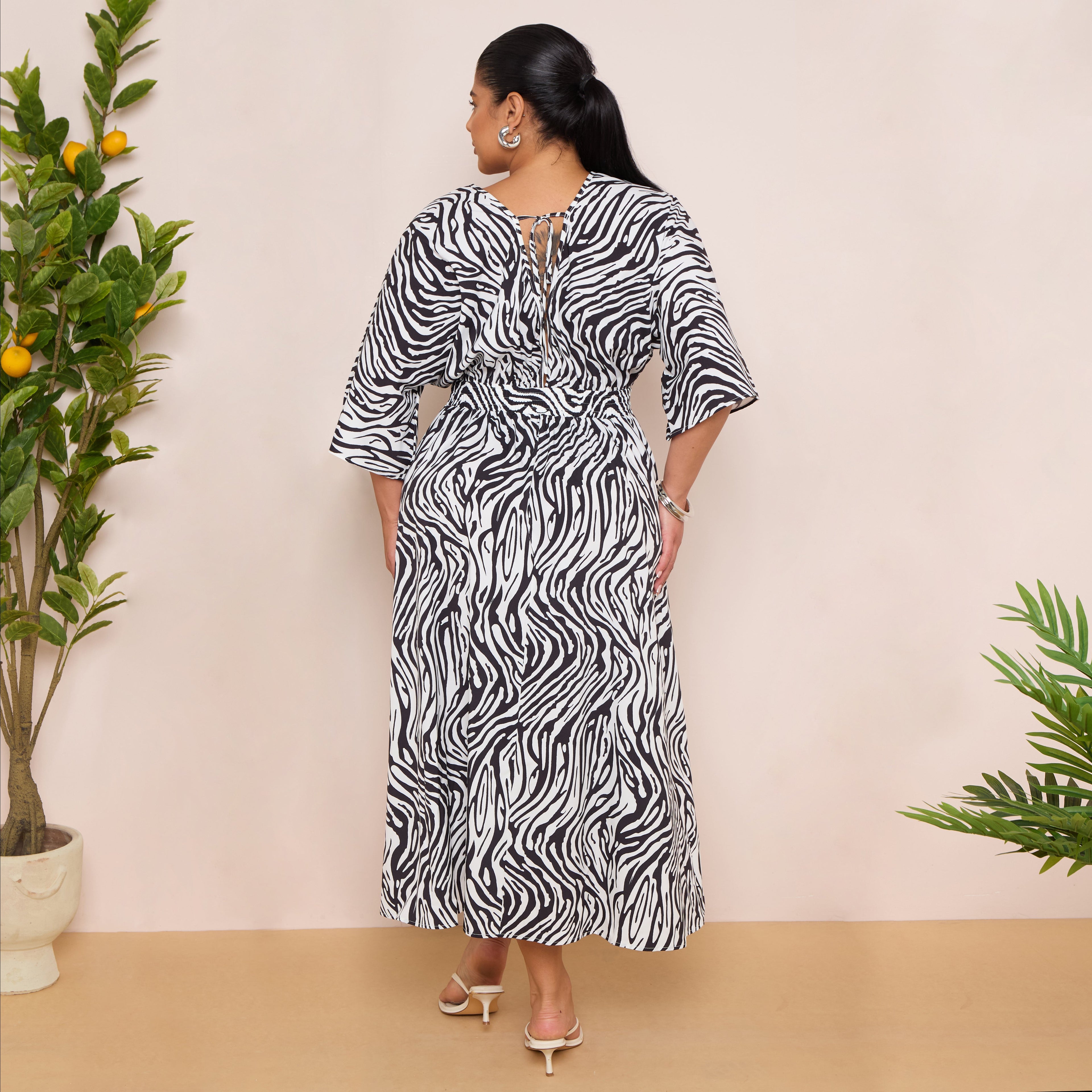 Long Sleeve Tie Back Maxi Dress in Burgundy Print