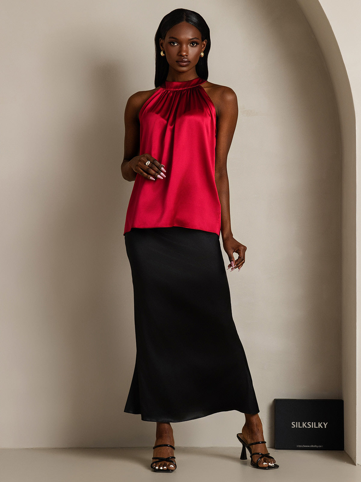 19Momme Silk Relaxed Sleeveless Halter Top