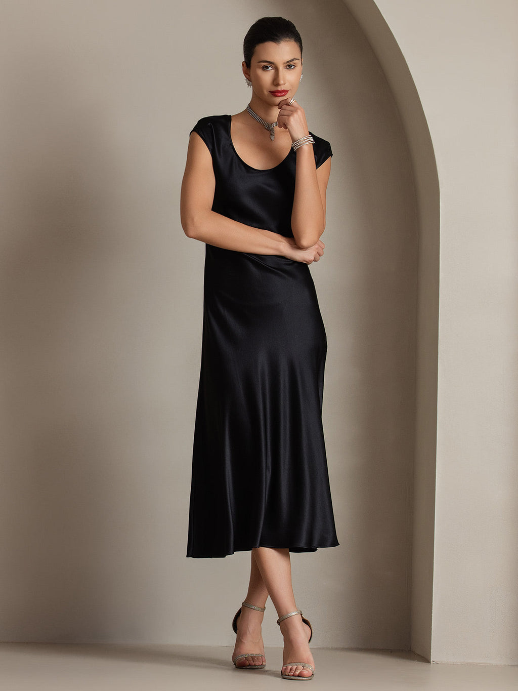 19Momme Silk U-neck Sleeveless Dress