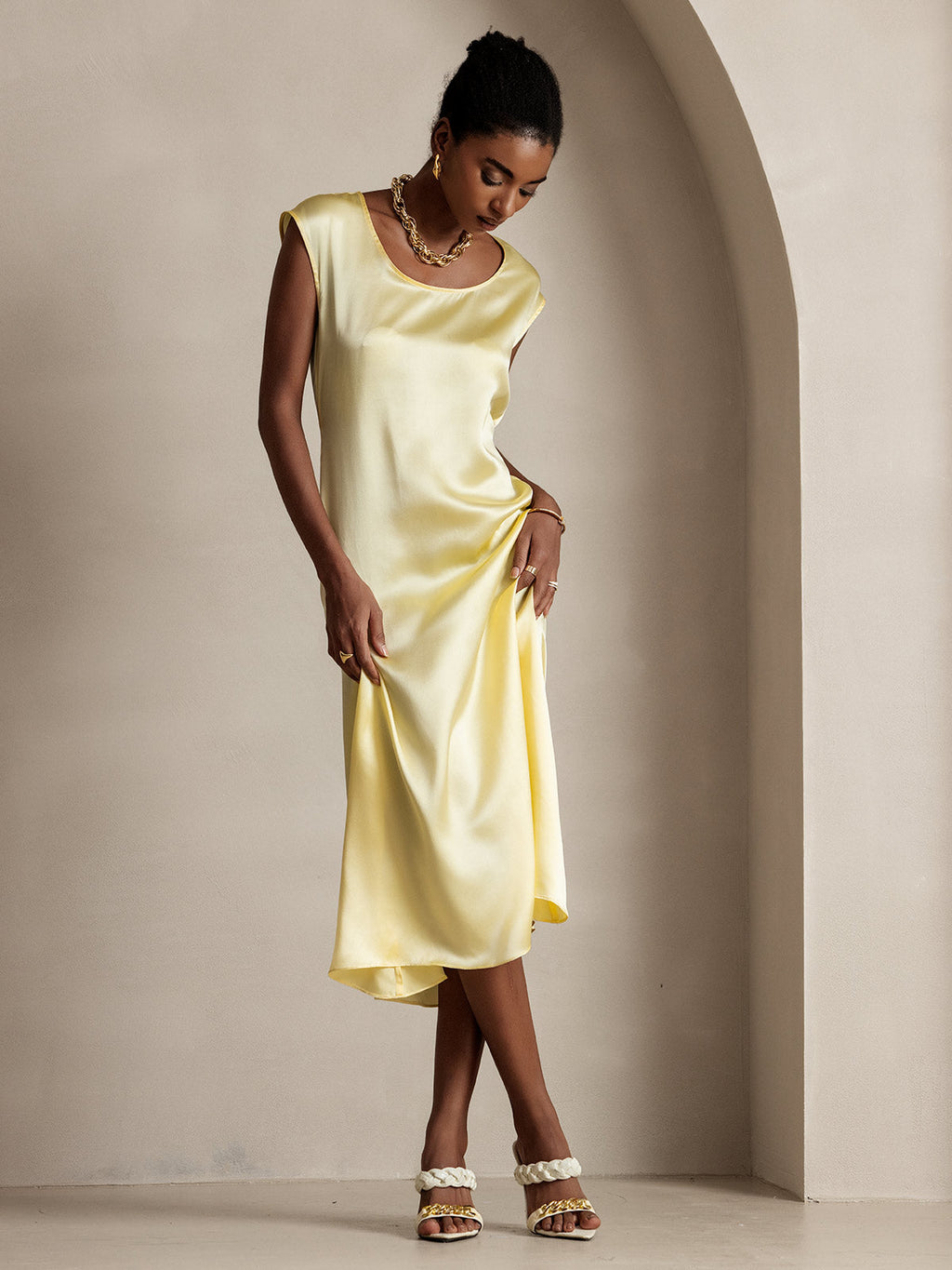 19Momme Silk U-neck Sleeveless Dress