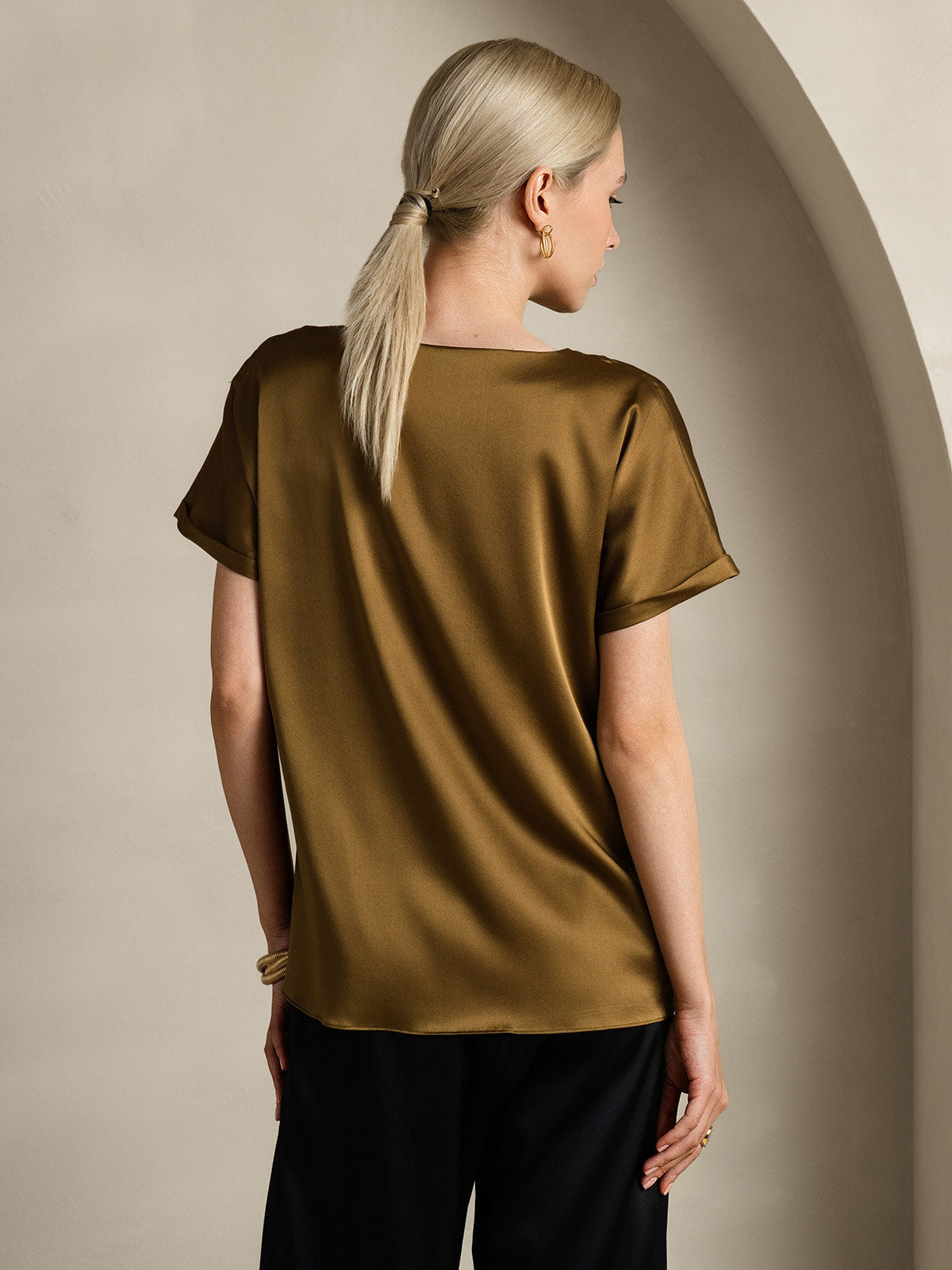 19Momme Silk Classic Casual Short Sleeve T-Shirt
