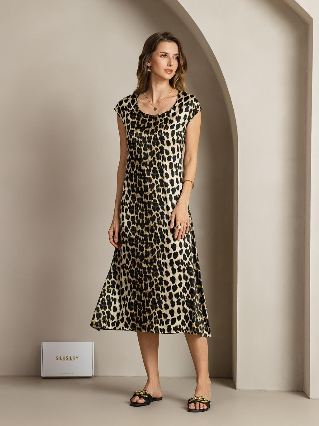 19Momme Silk U-neck Sleeveless Dress