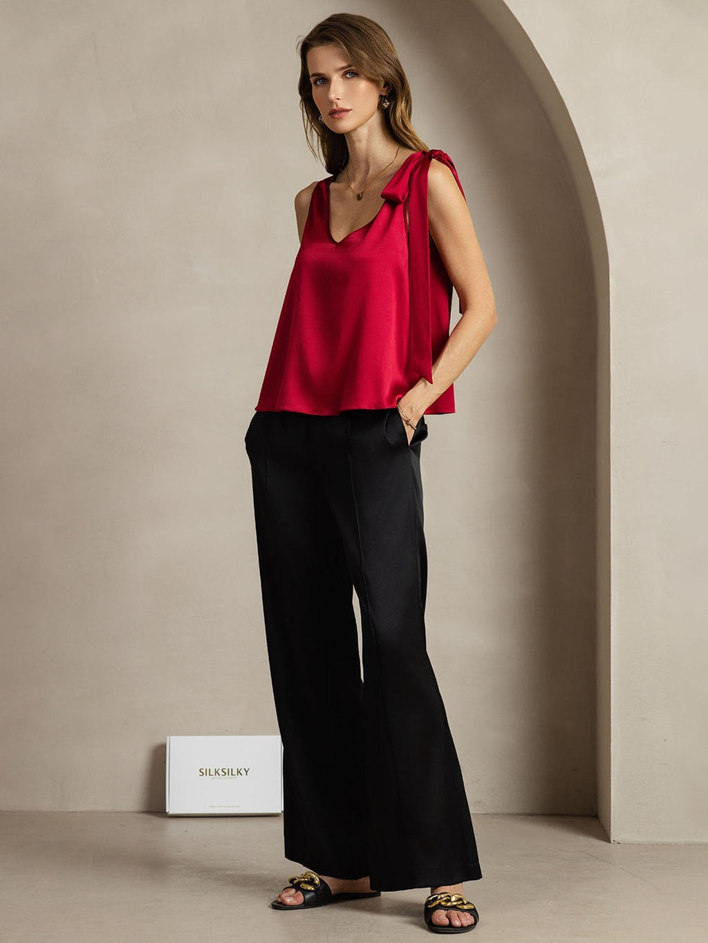 19Momme Silk Bow-Tie V-Neck Tank Top