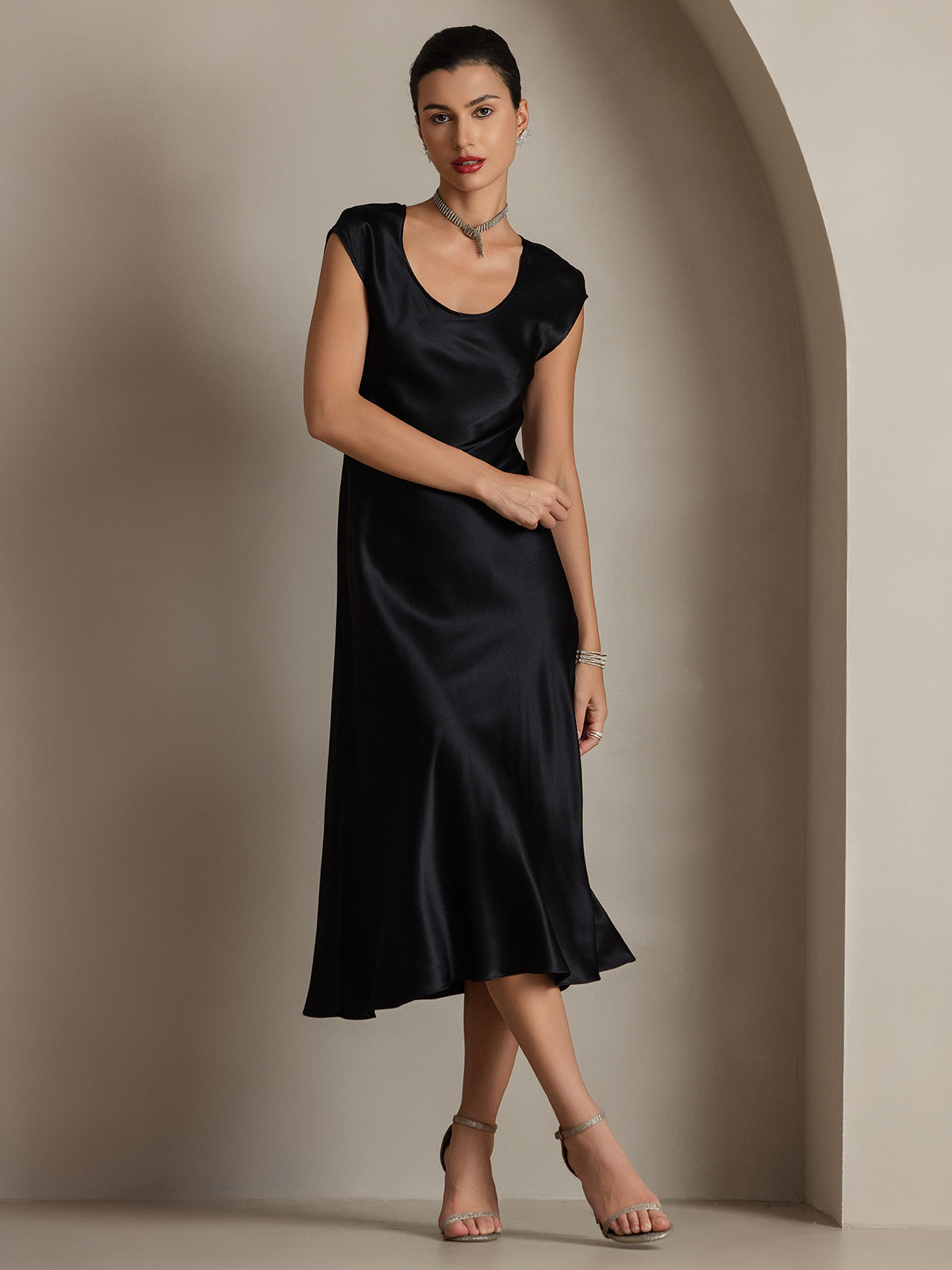 19Momme Silk U-neck Sleeveless Dress