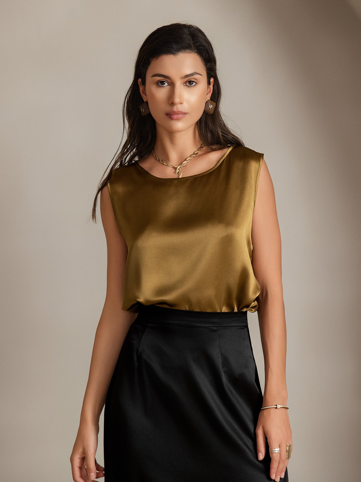 19Momme Silk Lounge Round Neck Tank Top