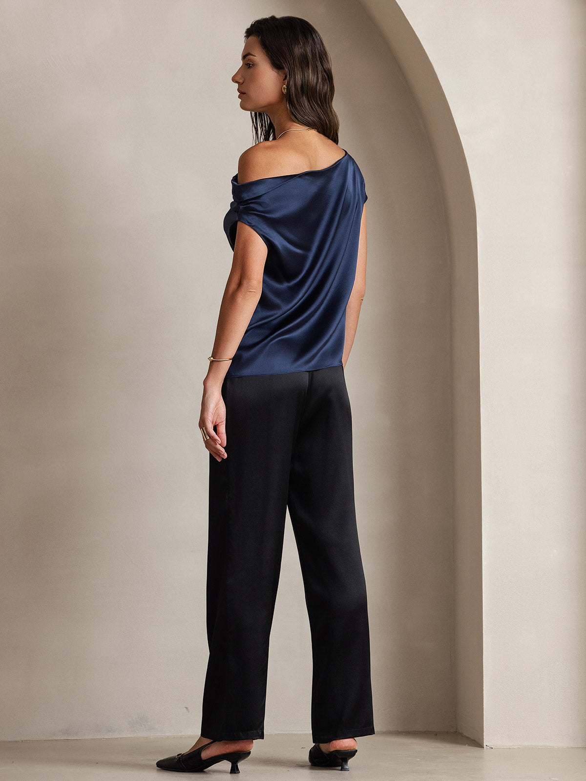19Momme Silk Chic One-Shoulder Blouse