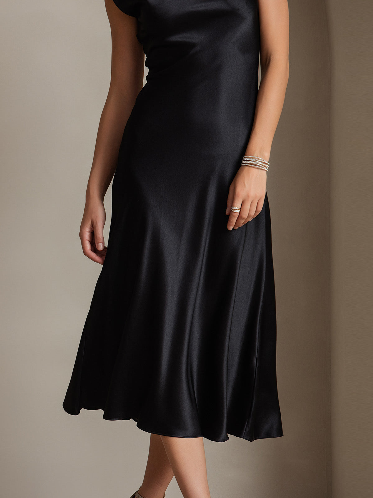 19Momme Silk U-neck Sleeveless Dress
